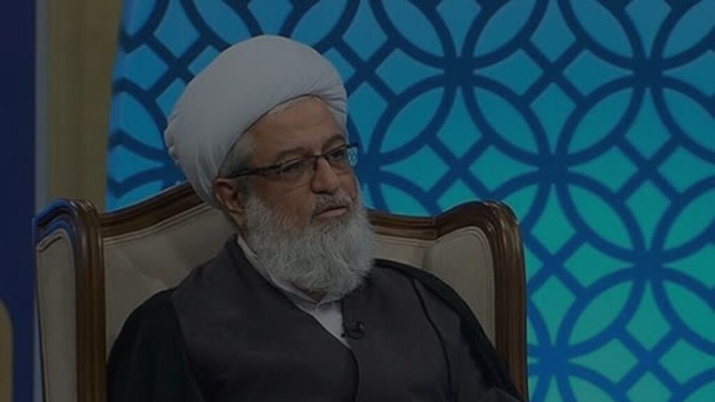 استاد عابدینی اعتكاف حركت پیكانی به سوی خدا